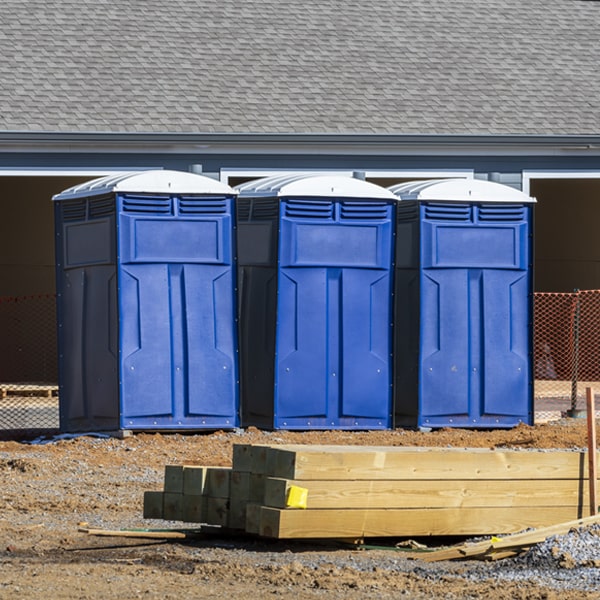 what is the cost difference between standard and deluxe porta potty rentals in Pomeroy IA